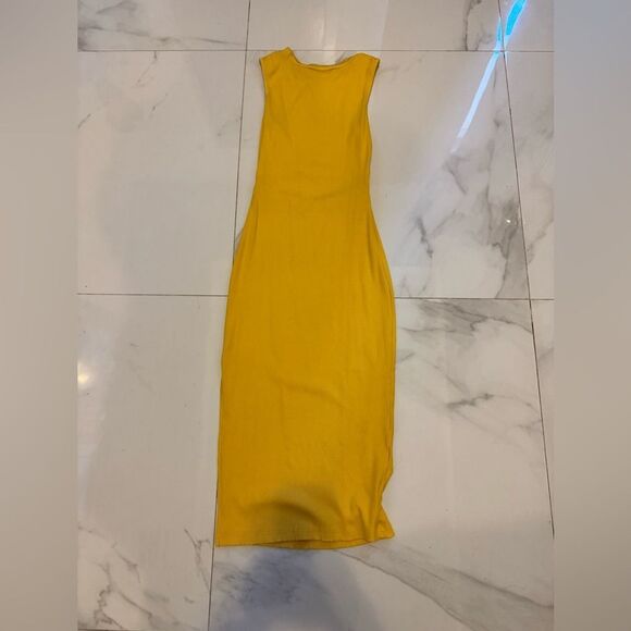 Yellow Sleeveless Midi Dress #23 - Picture 4 of 8
